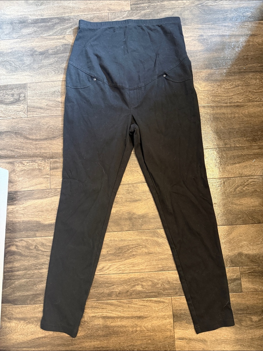 Time and Tru Black maternity pants sz lg